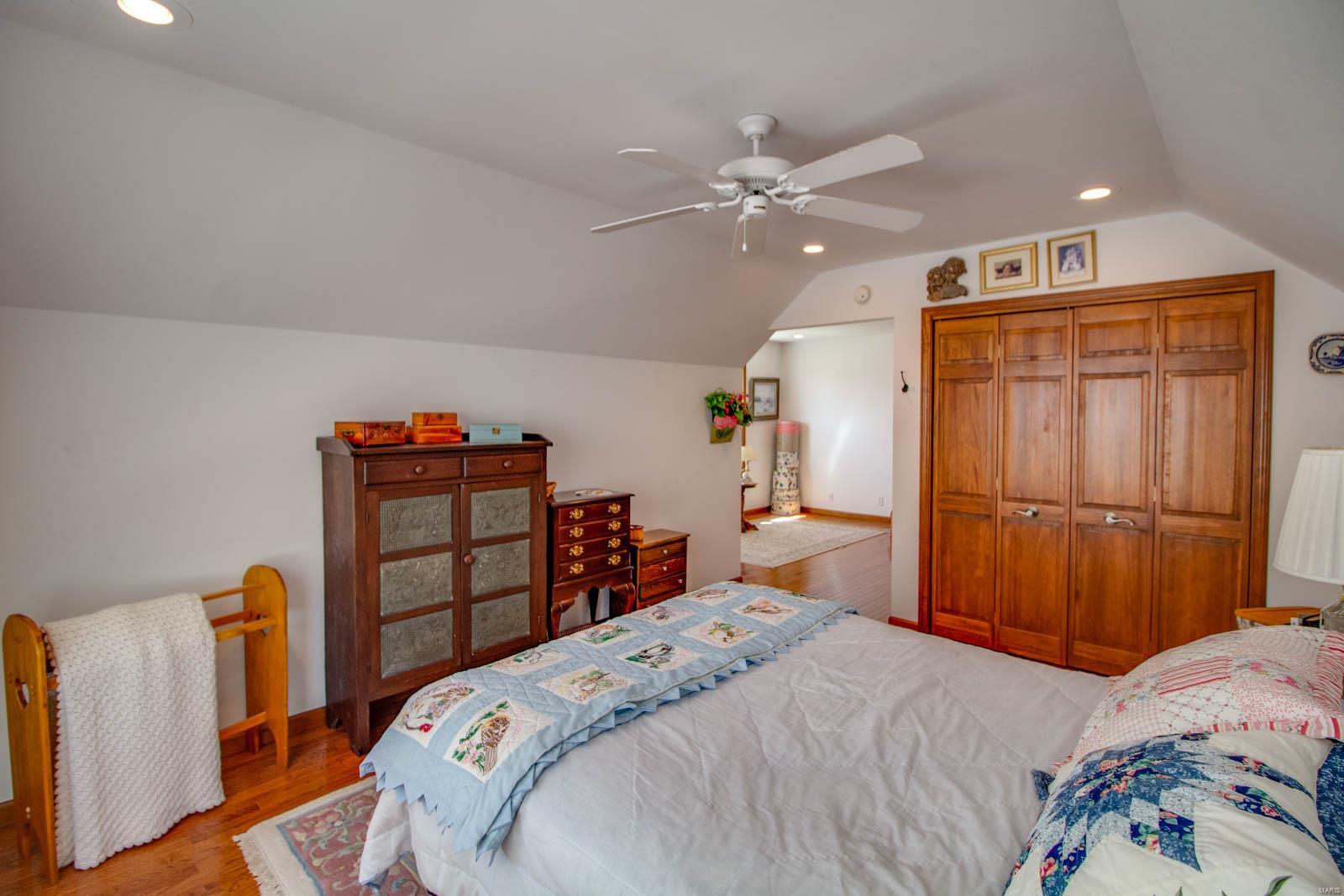 1385 Woodburn Road Brighton, IL 62012 - Photo 72 of 76