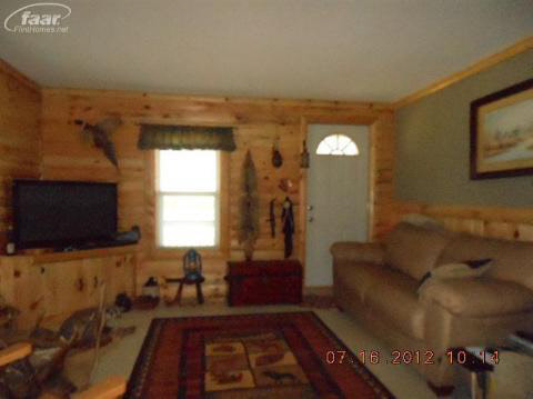 7661 West Darbee Road Fairgrove, MI 48733 - Photo 5 of 11 20185961-4.JPG