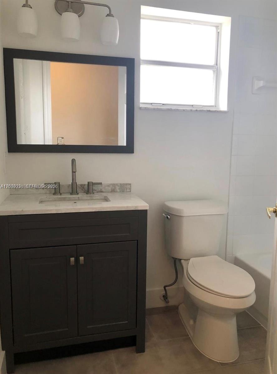 16231 Emerald Cove Road Weston, FL 33331 - Photo 19 of 26