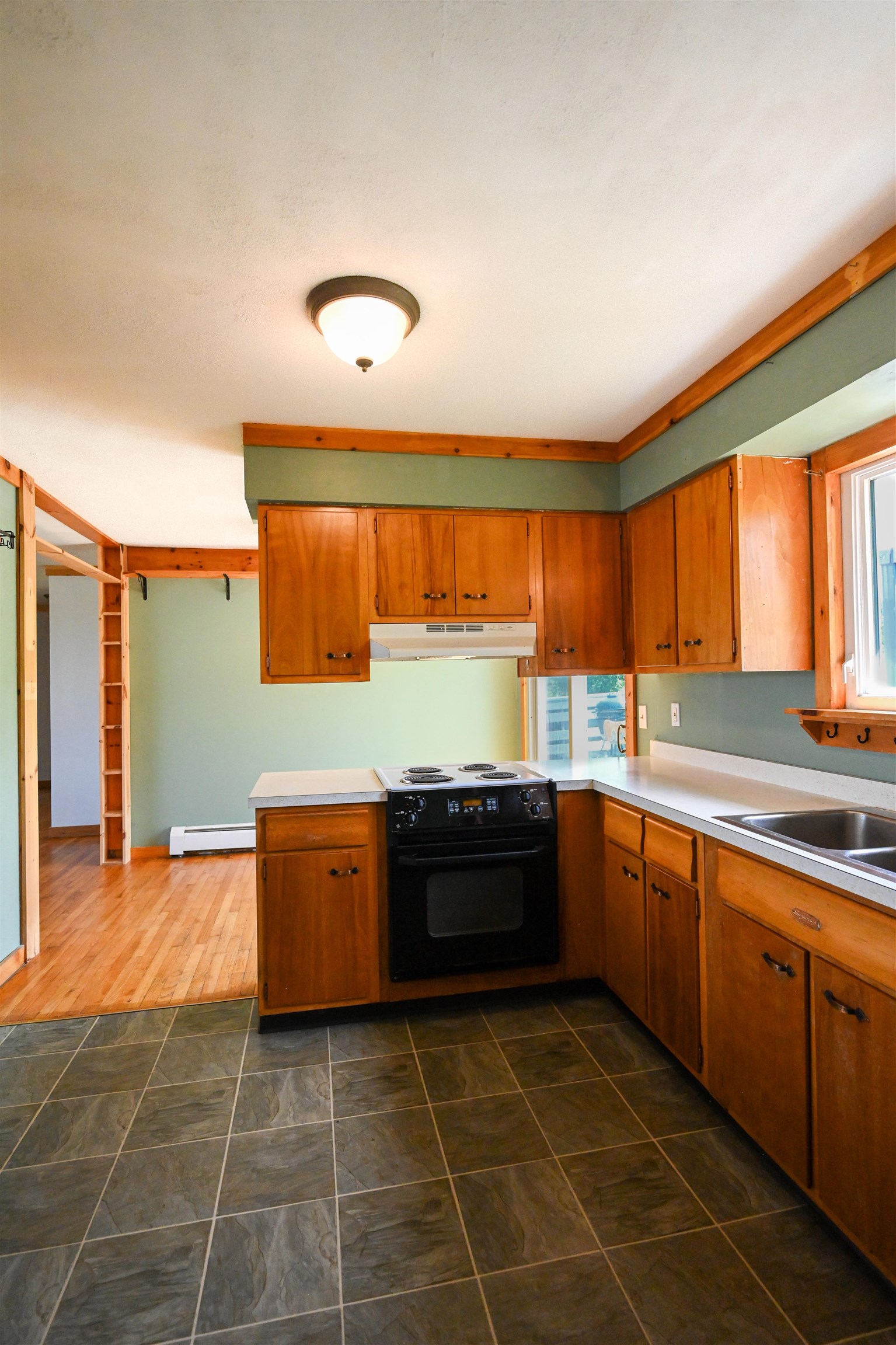 44 Bailey Street Barre, VT 05641 - Photo 16 of 39