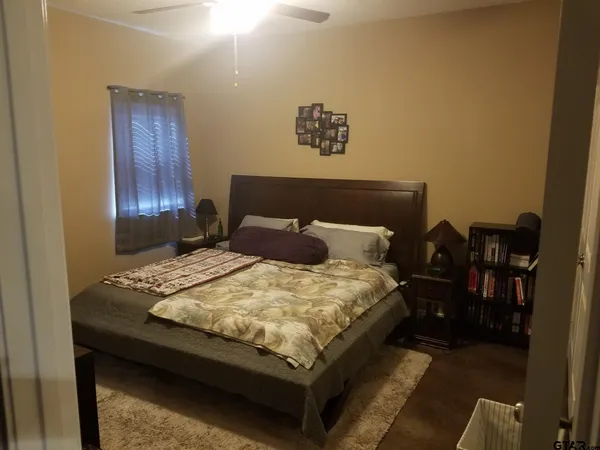 $1,450 | 501 Farm To Market 315, Unit 1 & 5, Chandler, TX 75758