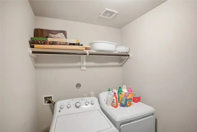 $1,900 | 1317 Clear Cedar Court, Conroe, TX 77301