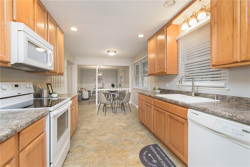 4101 Ritterskamp Court Indianapolis, IN 46250 - Photo 10 of 34 Gallery Image 10