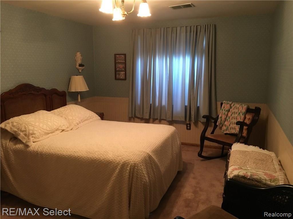 2225 South State Road Davison, MI 48423 - Photo 8 of 20