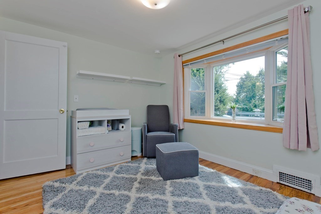 687 River Road Agawam, MA 01001 - Photo 17 of 30 Gallery Image 17