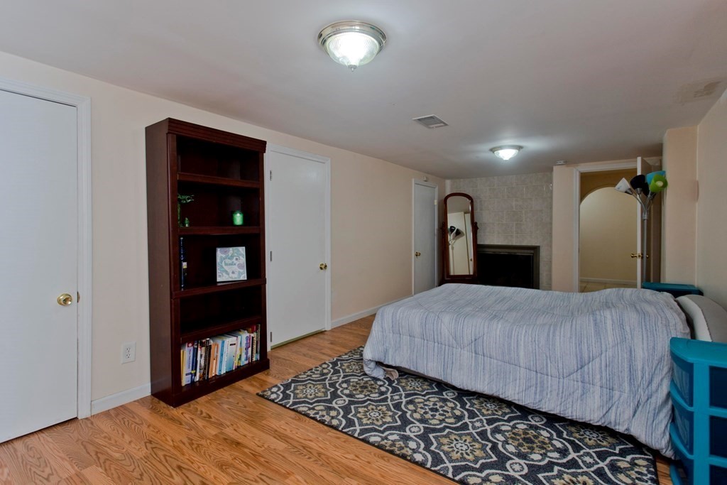 687 River Road Agawam, MA 01001 - Photo 19 of 30 Gallery Image 19