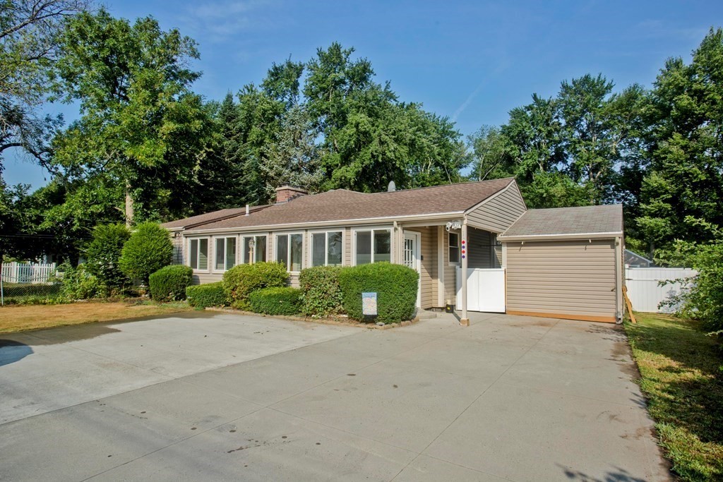 687 River Road Agawam, MA 01001 - Photo 24 of 30 Gallery Image 24