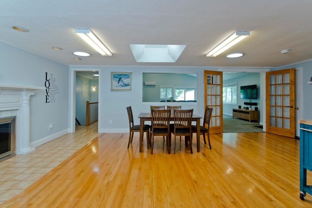 687 River Road Agawam, MA 01001 - Photo 7 of 30 Gallery Image 7