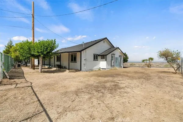 $350,000 | 901 Hazelton Street, Maricopa, CA 93252