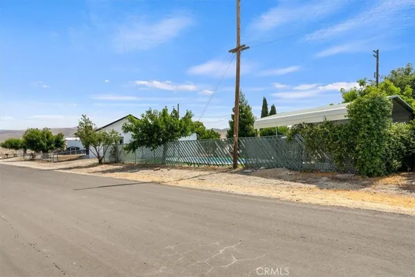 $350,000 | 901 Hazelton Street, Maricopa, CA 93252