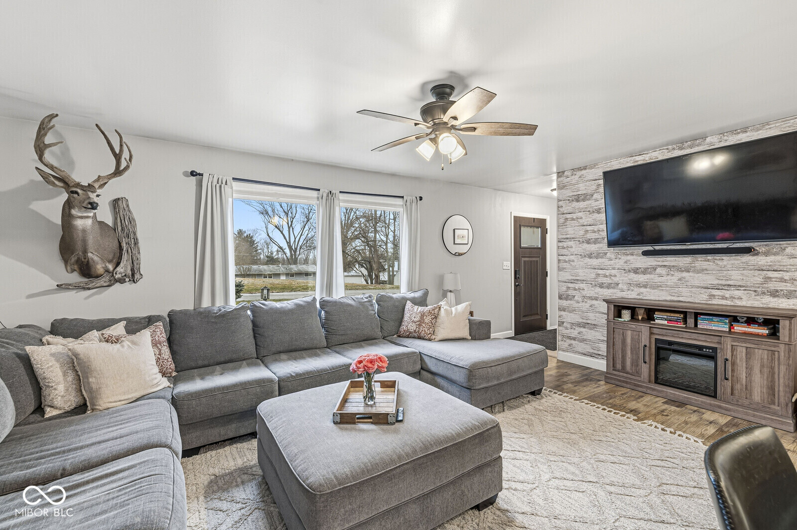 621 South Silver Street Pendleton, IN 46064 - Photo 4 of 36