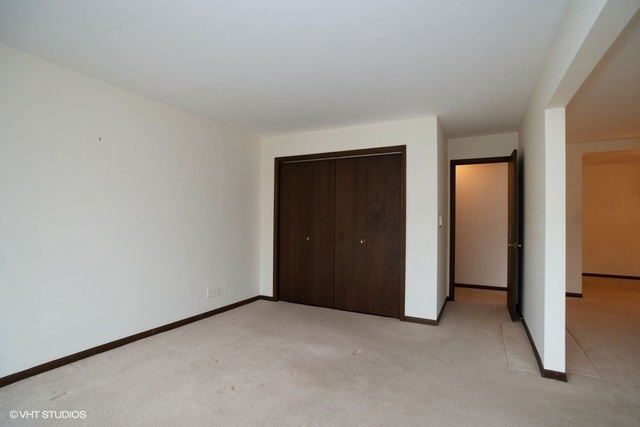 200 Thames Parkway, Unit 2E Park Ridge, IL 60068 - Photo 15 of 16