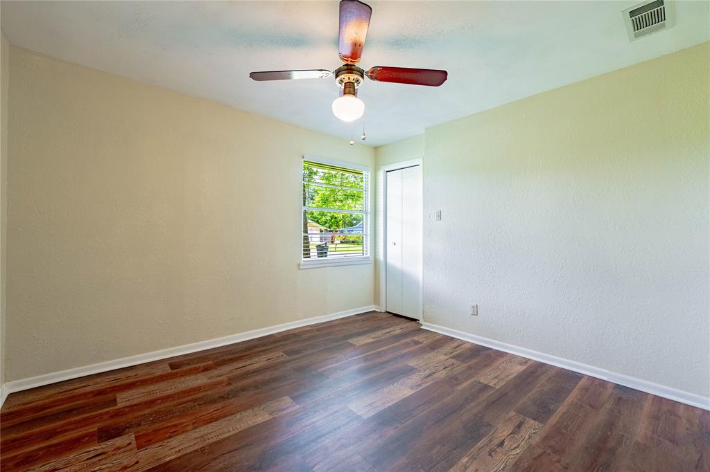 522 East Kempner Street Mabank, TX 75147 - Photo 7 of 15