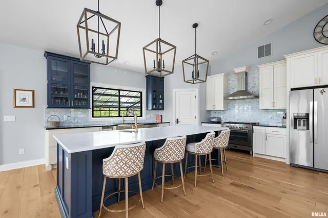 $999,900 | 223 North 2nd Street, Le Claire, IA 52753