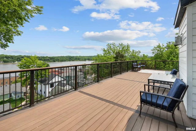 $999,900 | 223 North 2nd Street, Le Claire, IA 52753