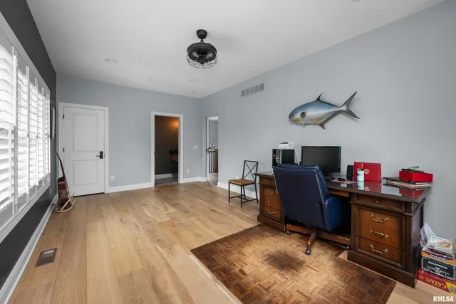 $999,900 | 223 North 2nd Street, Le Claire, IA 52753