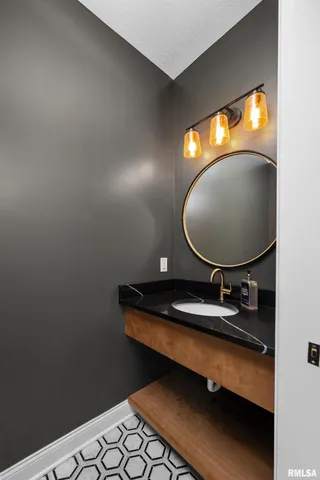 $999,900 | 223 North 2nd Street, Le Claire, IA 52753