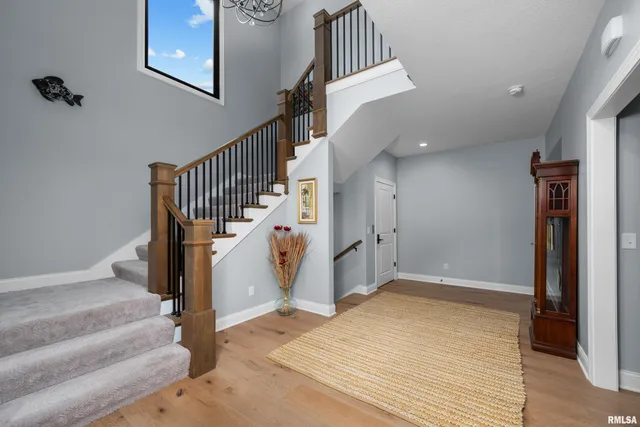 $999,900 | 223 North 2nd Street, Le Claire, IA 52753