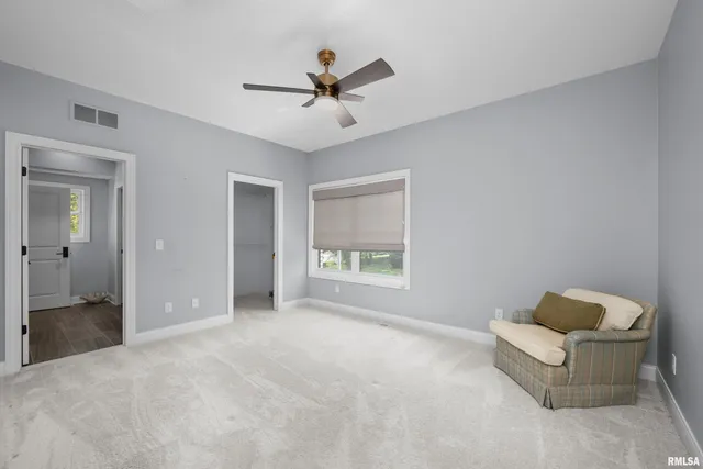 $999,900 | 223 North 2nd Street, Le Claire, IA 52753