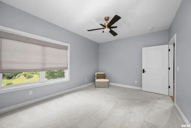 $999,900 | 223 North 2nd Street, Le Claire, IA 52753