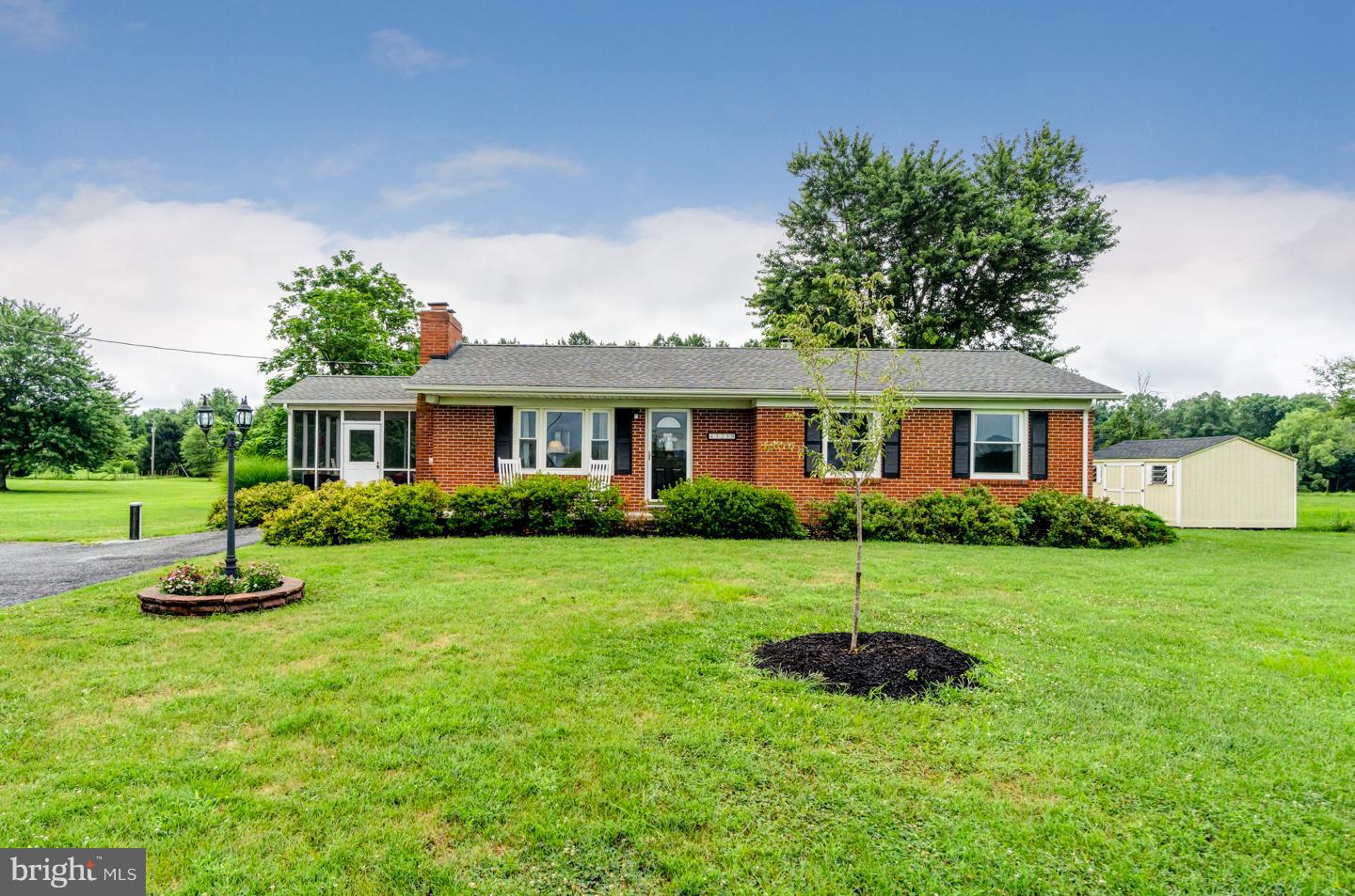 43239 Lucketts Road Leesburg, VA 20176 - Photo 1 of 27 Exterior (Front)