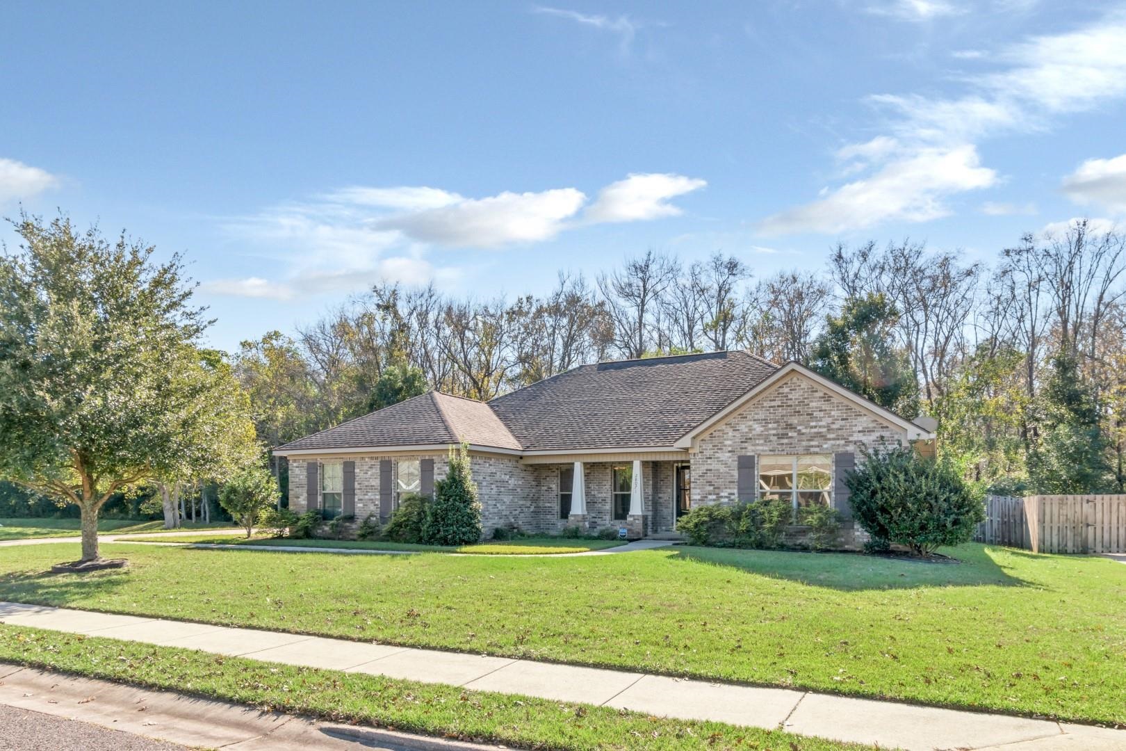 28071 Annabelle Lane Daphne, AL 36526 - Photo 1 of 28