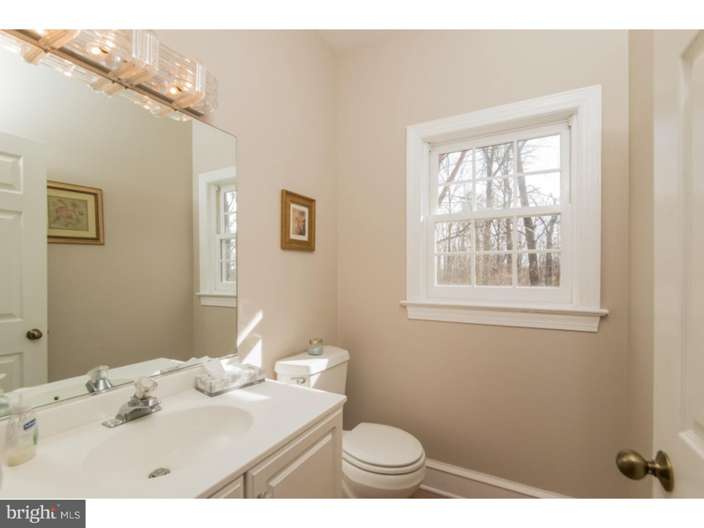 2825 Windy Bush Road Newtown, PA 18940 - Photo 15 of 25 Gallery Image 15
