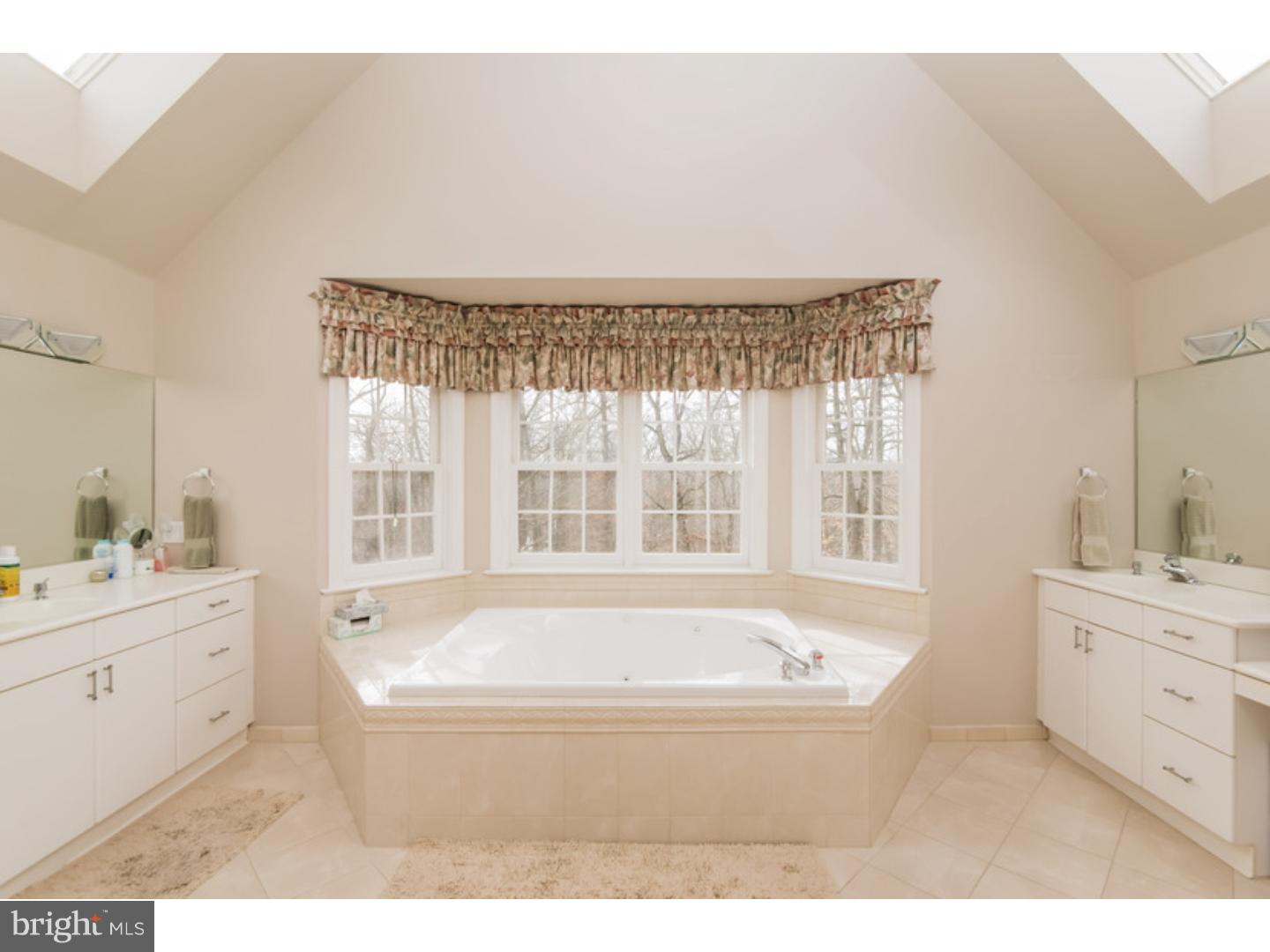 2825 Windy Bush Road Newtown, PA 18940 - Photo 18 of 25 Gallery Image 18