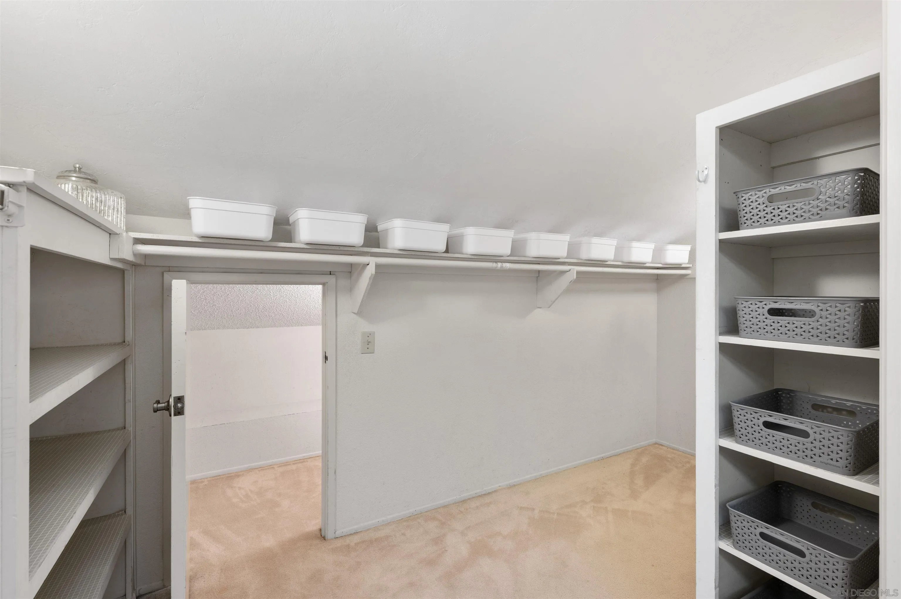 2312 Marca Place Carlsbad, CA 92009 - Photo 34 of 56