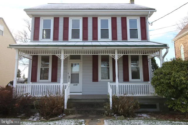 $1,500 | 103 West Main Street, Terre Hill, PA 17581