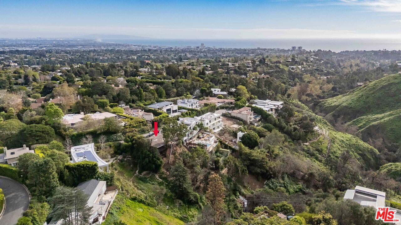 1545 Umeo Road Pacific Palisades, CA 90272 - Photo 13 of 14