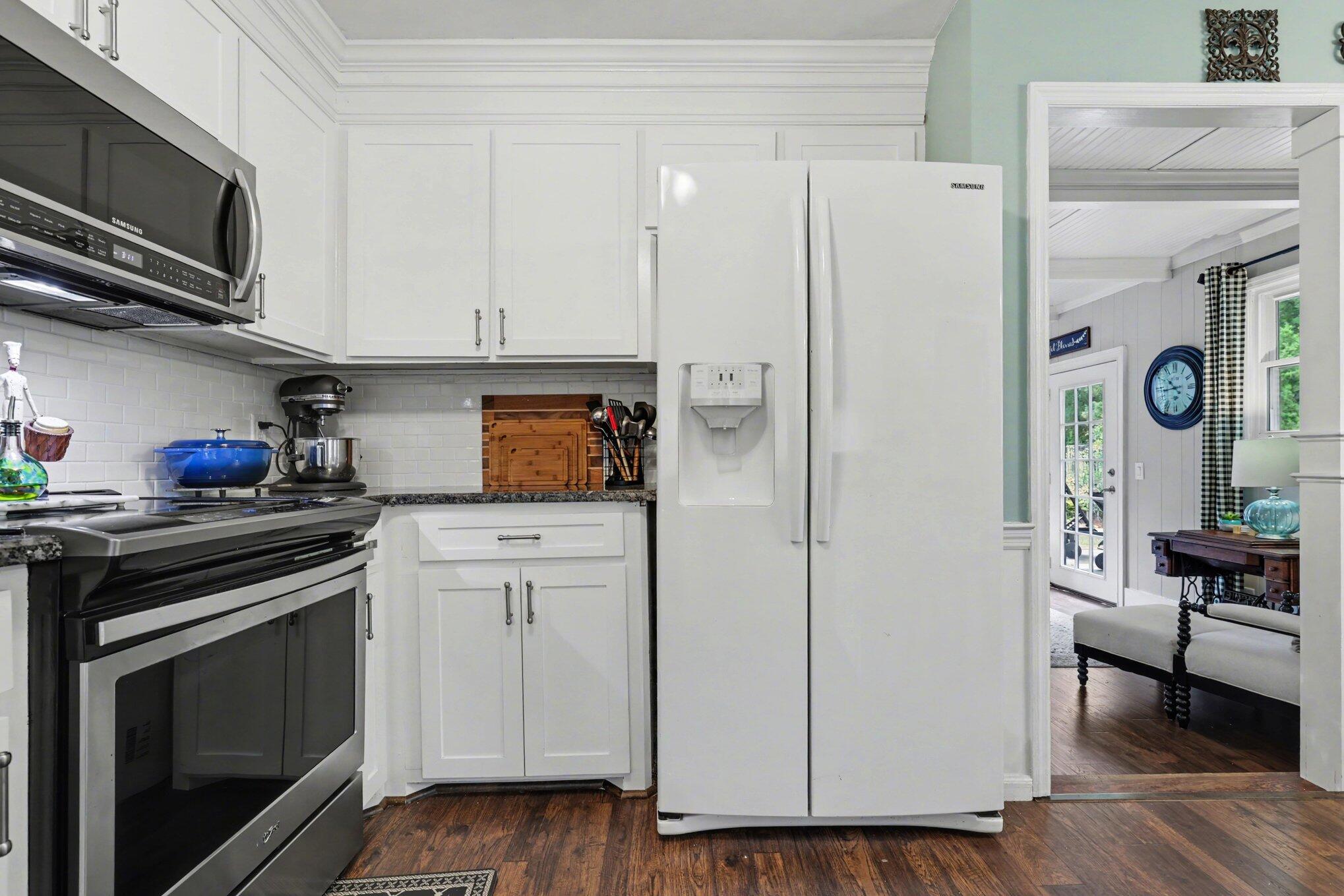 750 Leafwood Road Charleston, SC 29412 - Photo 11 of 37 Gallery Image 11