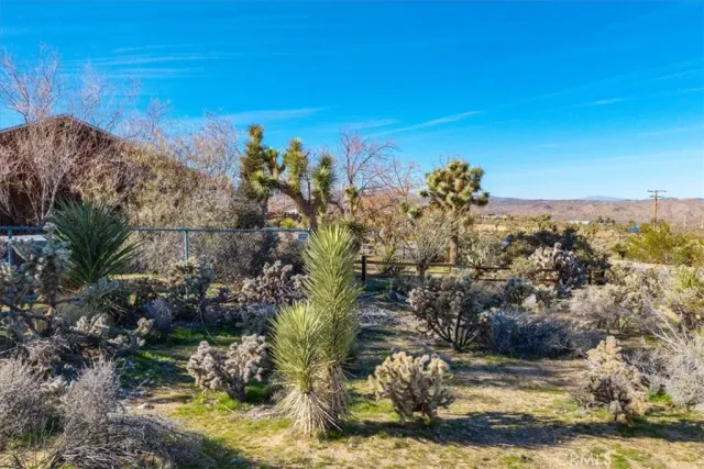 $47,500 | 61017 Navajo, Joshua Tree, CA 92252