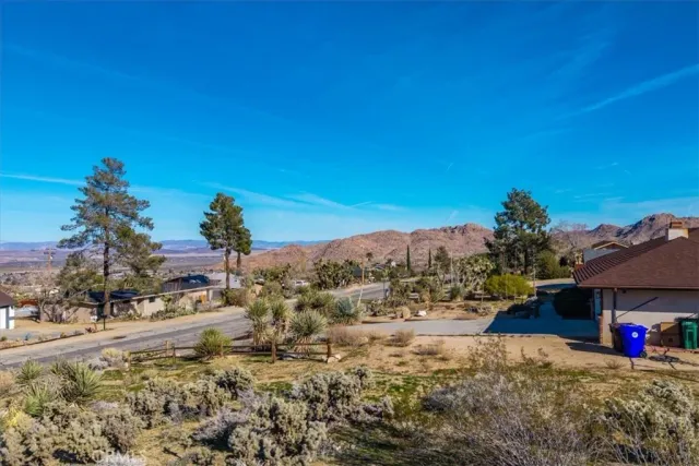 $47,500 | 61017 Navajo, Joshua Tree, CA 92252