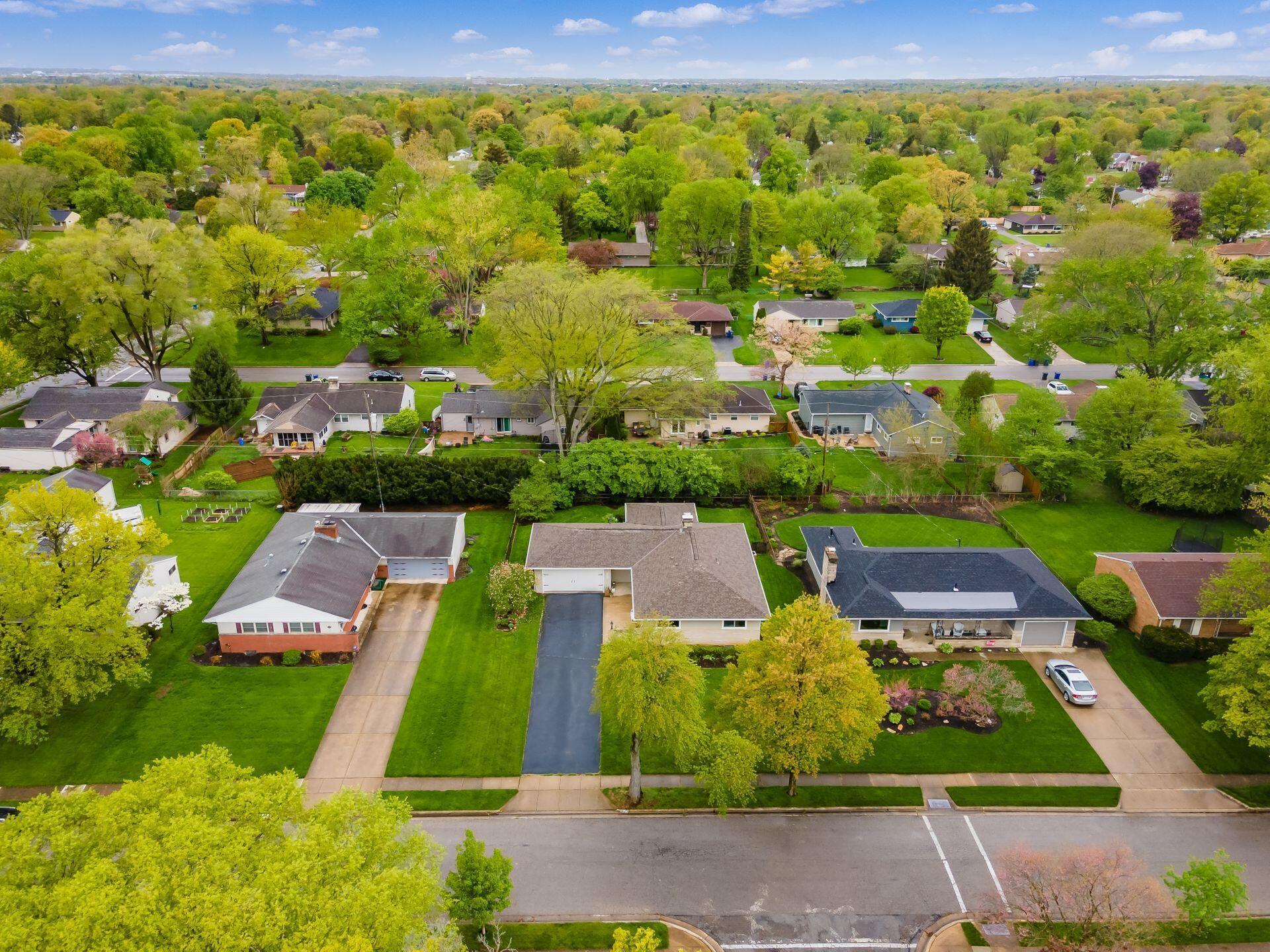 3465 Kirkham Road Columbus, OH 43221 - Photo 41 of 48 Dron view in front in color