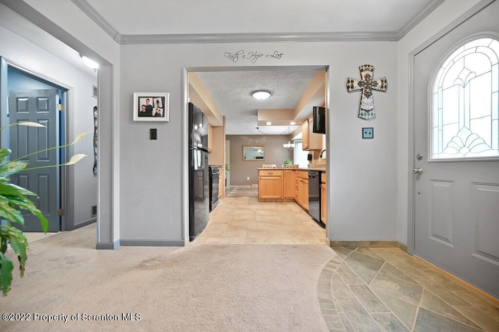 4051 Bear Brook Road Moscow, PA 18444 - Photo 11 of 74 Gallery Image 11