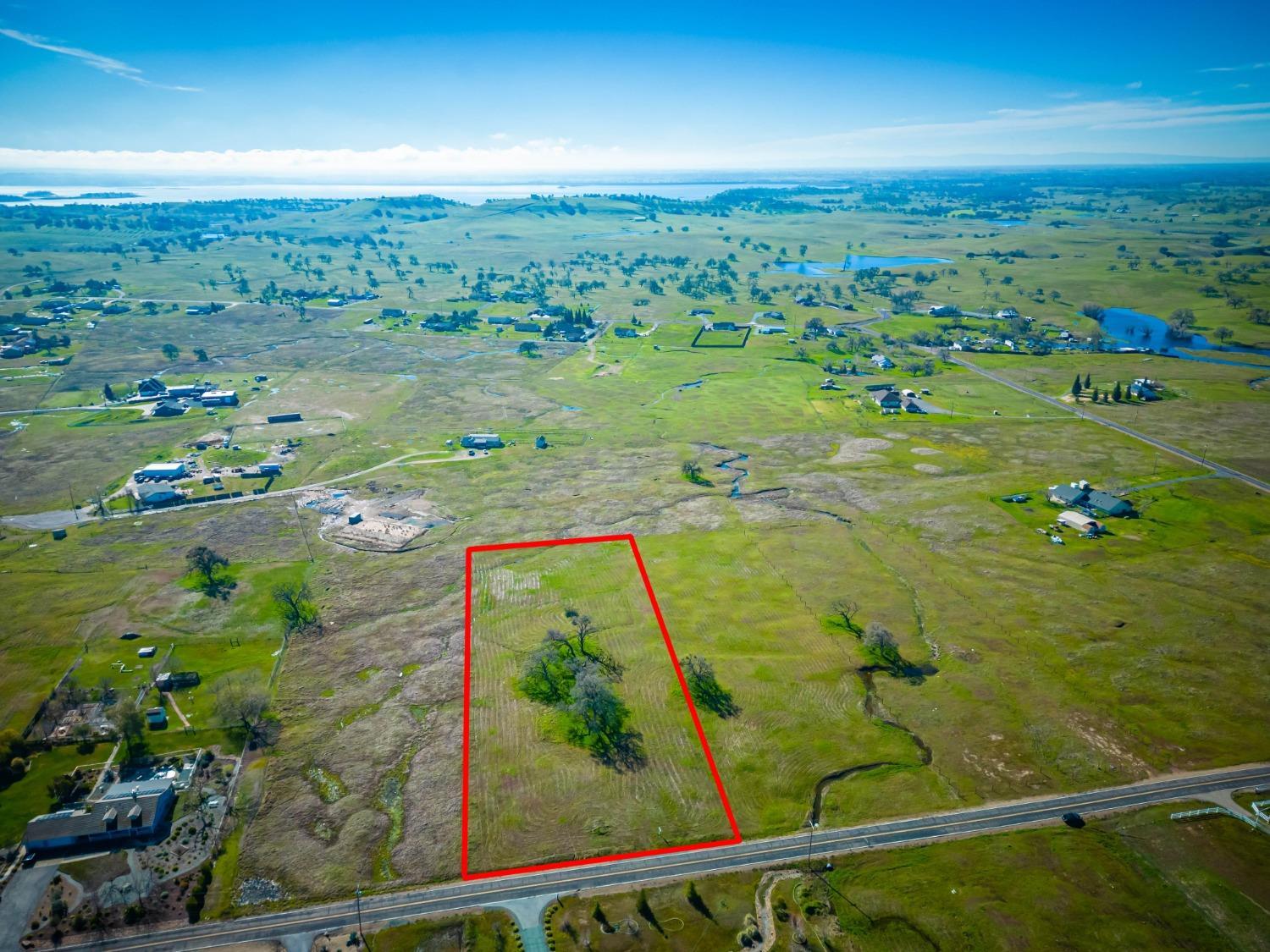 1610 Duck Creek Road Ione, CA 95640 - Photo 3 of 18 a view of a city