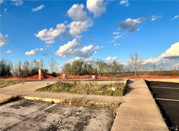 $449,000 | 3285 Bagnell Dam Boulevard, Lake Ozark, MO 65049