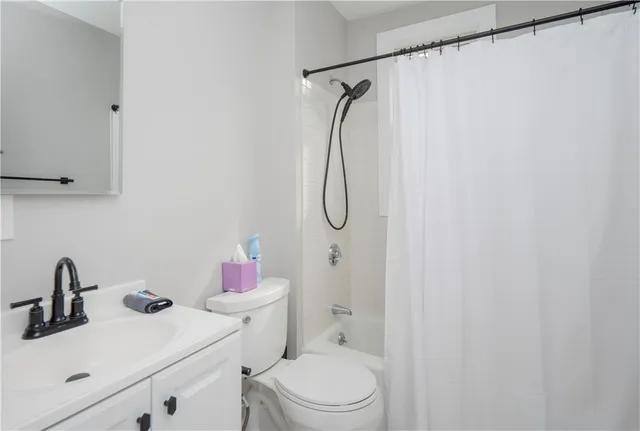 $1,850,000 | 87 Spring Street, Newport, RI 02840