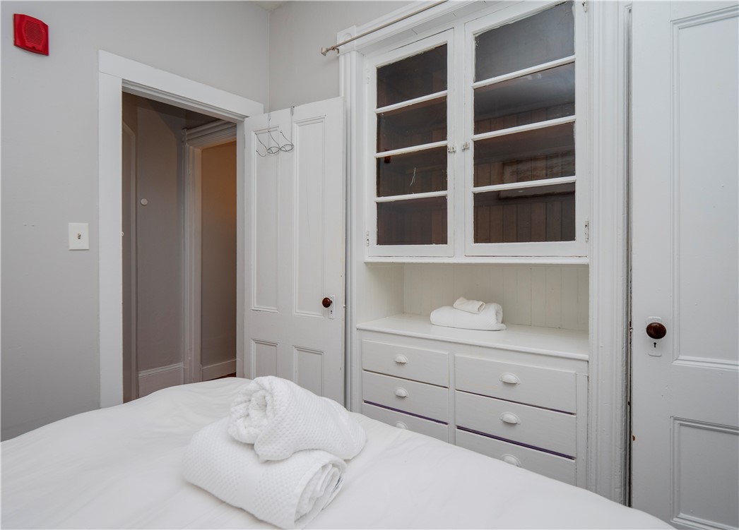 87 Spring Street Newport, RI 02840 - Photo 18 of 30