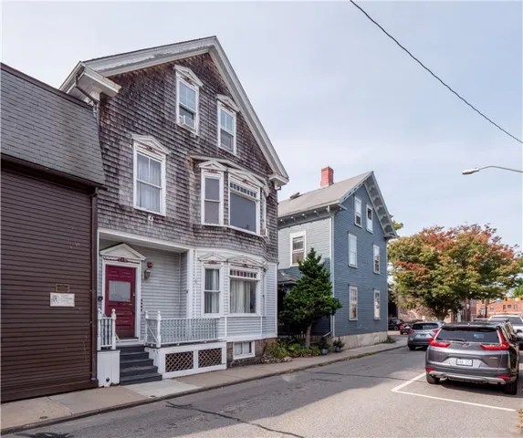 $1,850,000 | 87 Spring Street, Newport, RI 02840