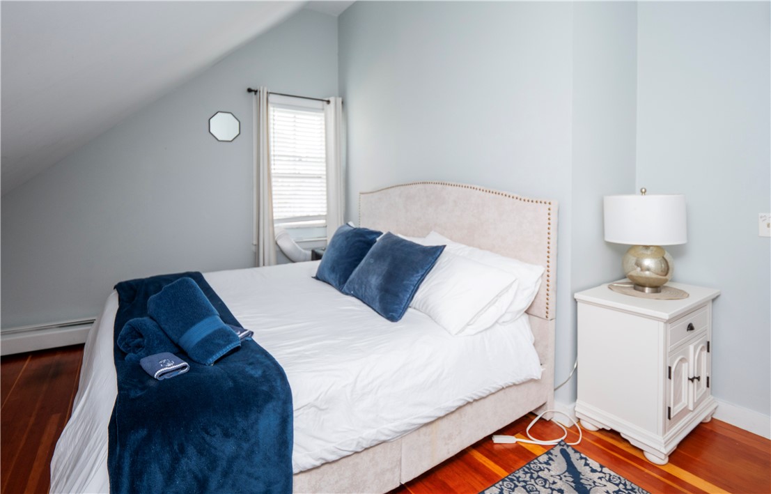 87 Spring Street Newport, RI 02840 - Photo 24 of 30