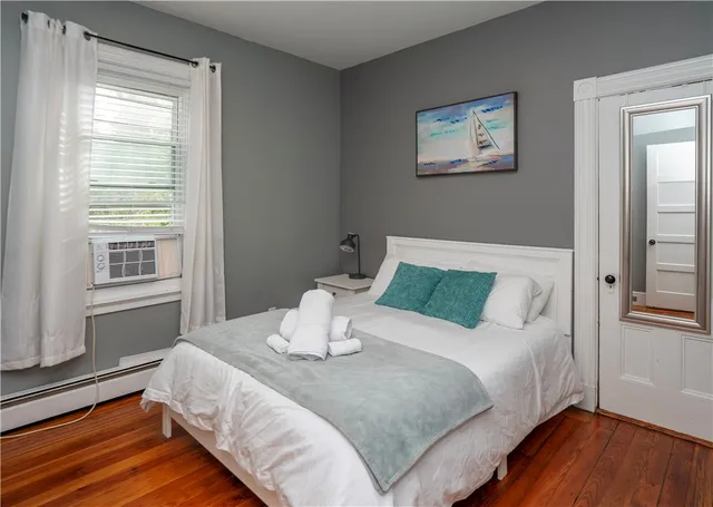 $1,850,000 | 87 Spring Street, Newport, RI 02840