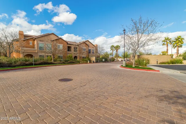 $3,150 | 14575 West Mountain View Boulevard, Unit 912, Surprise, AZ 85374