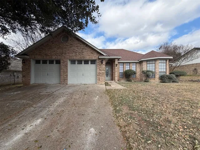 $2,000 | 85 Delmore Drive, Hillsboro, TX 76645