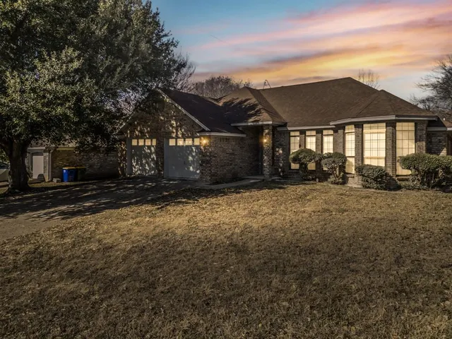 $2,000 | 85 Delmore Drive, Hillsboro, TX 76645