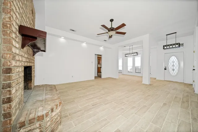 $2,000 | 85 Delmore Drive, Hillsboro, TX 76645