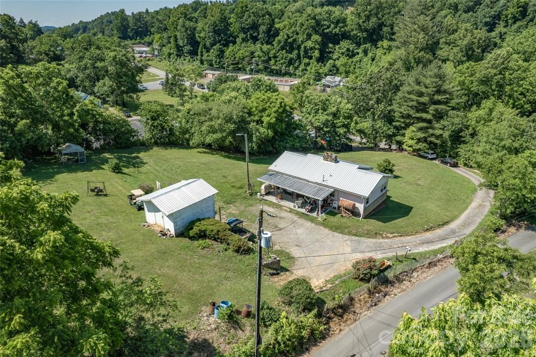 415 Weaverville Road Asheville, NC 28804 - Photo 40 of 47