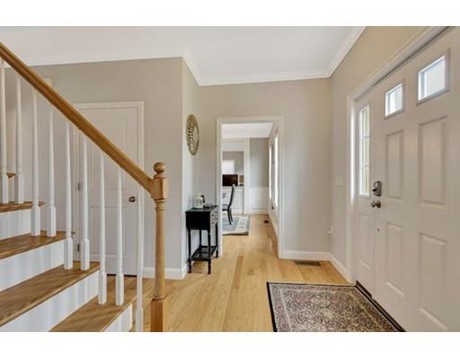 8 Candida Way Andover, MA 01810 - Photo 3 of 30