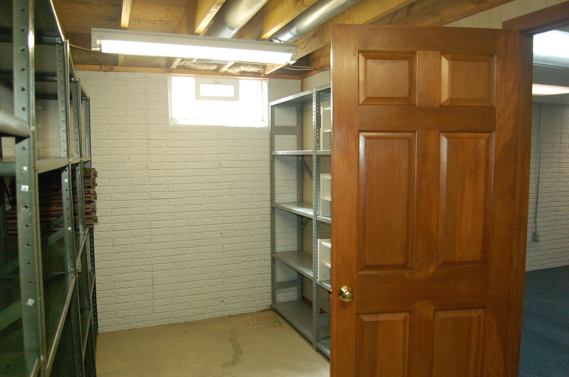 2106 Coach Road North, Unit 15 Columbus, OH 43220 - Photo 24 of 27